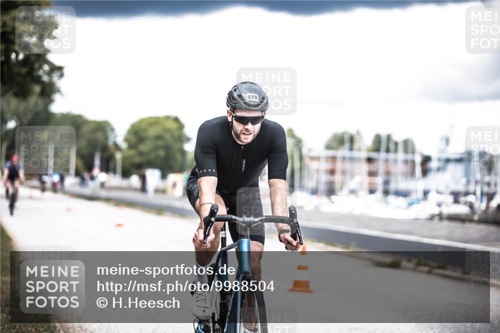 16.08.2026 - KN Förde Triathlon 2026 H.Heesch http://msf.ph/oto/9988504 16.08.2026 13:15:21 Radfahren 531, 575, 708, 711 meine-sportfotos.de