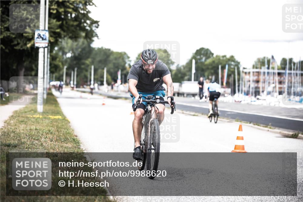 16.08.2026 - KN Förde Triathlon 2026 H.Heesch http://msf.ph/oto/9988620 16.08.2026 13:15:51 Radfahren 569, 606, 742 meine-sportfotos.de
