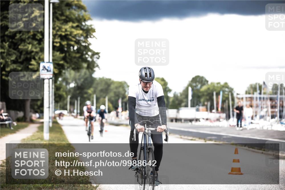 16.08.2026 - KN Förde Triathlon 2026 H.Heesch http://msf.ph/oto/9988642 16.08.2026 13:16:03 Radfahren 517, 525, 527, 571, 734 meine-sportfotos.de