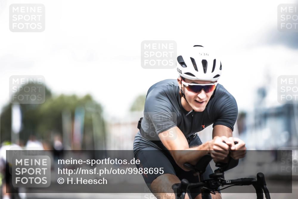 16.08.2026 - KN Förde Triathlon 2026 H.Heesch http://msf.ph/oto/9988695 16.08.2026 13:16:20 Radfahren 519, 520, 535, 552, 565, 567, 585, 715, 717, 727 meine-sportfotos.de