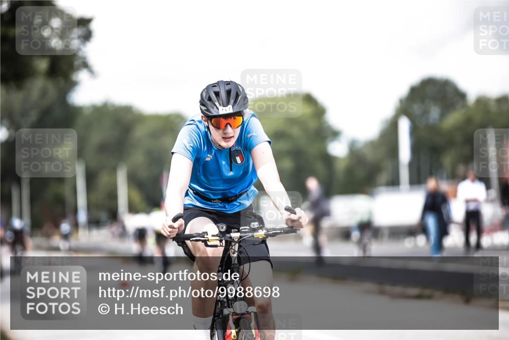 16.08.2026 - KN Förde Triathlon 2026 H.Heesch http://msf.ph/oto/9988698 16.08.2026 13:16:23 Radfahren 519, 520, 565, 611, 715, 717 meine-sportfotos.de