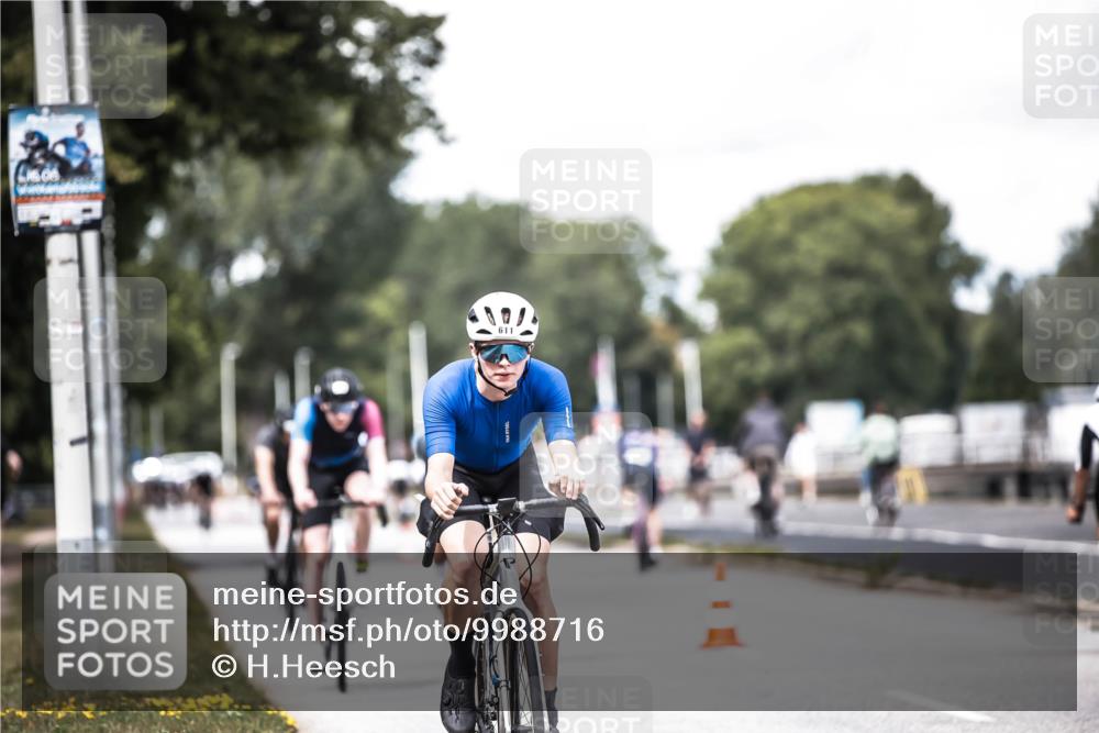 16.08.2026 - KN Förde Triathlon 2026 H.Heesch http://msf.ph/oto/9988716 16.08.2026 13:16:27 Radfahren 545, 565, 611, 725 meine-sportfotos.de