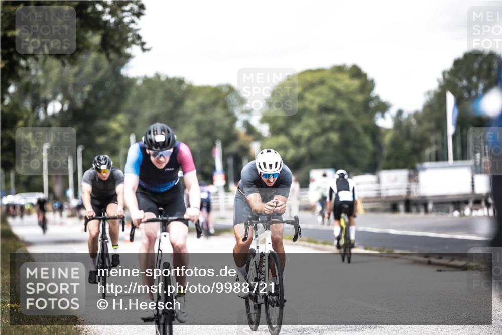 16.08.2026 - KN Förde Triathlon 2026 H.Heesch http://msf.ph/oto/9988721 16.08.2026 13:16:28 Radfahren 545, 611, 725 meine-sportfotos.de