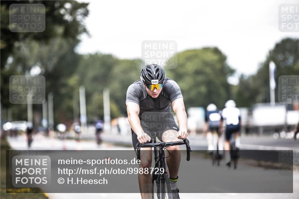 16.08.2026 - KN Förde Triathlon 2026 H.Heesch http://msf.ph/oto/9988729 16.08.2026 13:16:30 Radfahren 545, 579, 611, 725 meine-sportfotos.de
