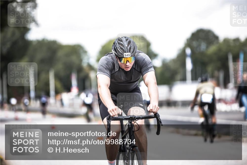 16.08.2026 - KN Förde Triathlon 2026 H.Heesch http://msf.ph/oto/9988734 16.08.2026 13:16:30 Radfahren 545, 579, 611, 725 meine-sportfotos.de