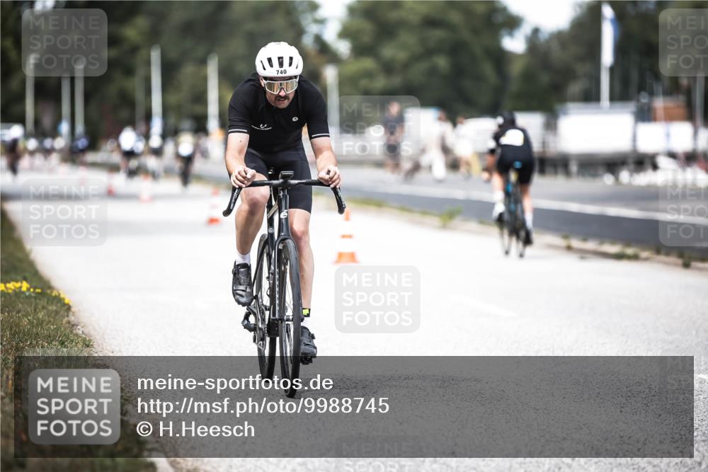 16.08.2026 - KN Förde Triathlon 2026 H.Heesch http://msf.ph/oto/9988745 16.08.2026 13:16:38 Radfahren 740 meine-sportfotos.de