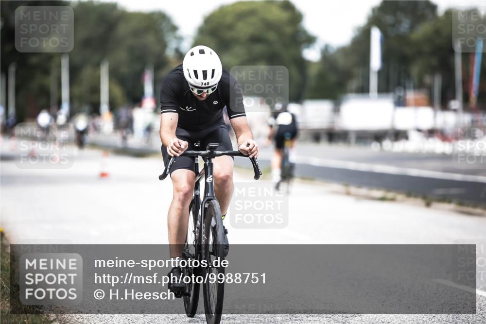16.08.2026 - KN Förde Triathlon 2026 H.Heesch http://msf.ph/oto/9988751 16.08.2026 13:16:38 Radfahren 740 meine-sportfotos.de