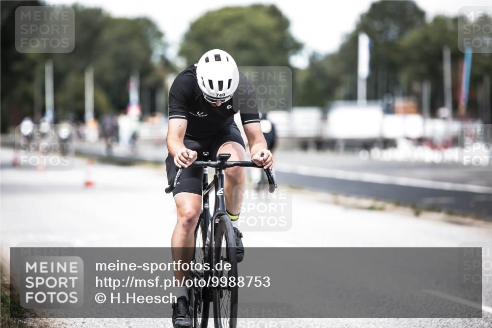 16.08.2026 - KN Förde Triathlon 2026 H.Heesch http://msf.ph/oto/9988753 16.08.2026 13:16:38 Radfahren 740 meine-sportfotos.de