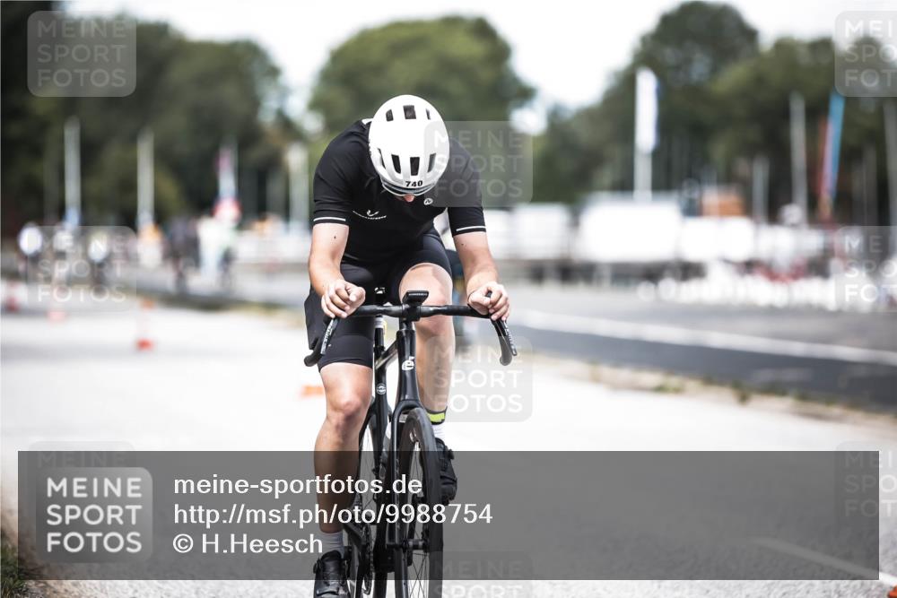16.08.2026 - KN Förde Triathlon 2026 H.Heesch http://msf.ph/oto/9988754 16.08.2026 13:16:38 Radfahren 740 meine-sportfotos.de