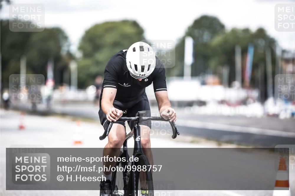 16.08.2026 - KN Förde Triathlon 2026 H.Heesch http://msf.ph/oto/9988757 16.08.2026 13:16:38 Radfahren 740 meine-sportfotos.de