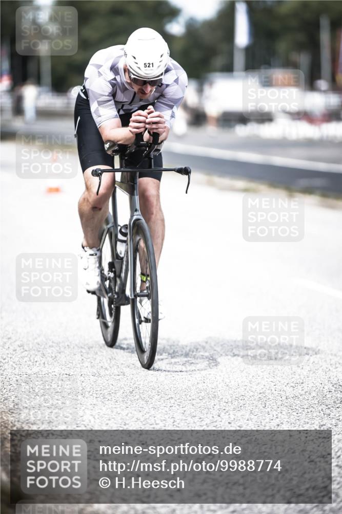 16.08.2026 - KN Förde Triathlon 2026 H.Heesch http://msf.ph/oto/9988774 16.08.2026 13:16:49 Radfahren 543, 561, 710, 713, 714 meine-sportfotos.de