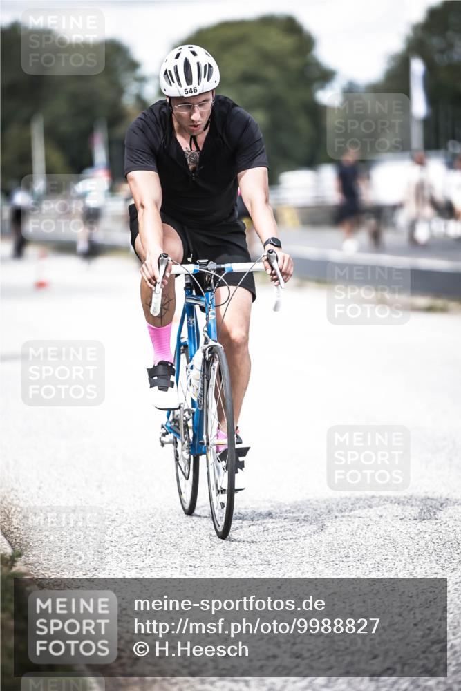 16.08.2026 - KN Förde Triathlon 2026 H.Heesch http://msf.ph/oto/9988827 16.08.2026 13:16:57 Radfahren 543, 546, 561, 583, 724 meine-sportfotos.de