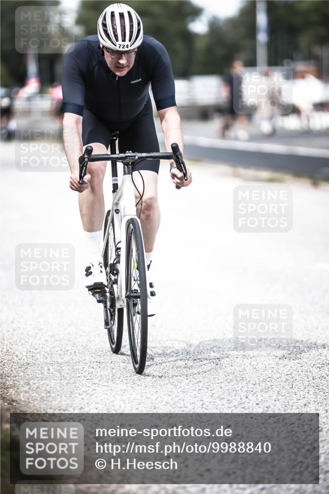 16.08.2026 - KN Förde Triathlon 2026 H.Heesch http://msf.ph/oto/9988840 16.08.2026 13:16:58 Radfahren 546, 583, 724 meine-sportfotos.de