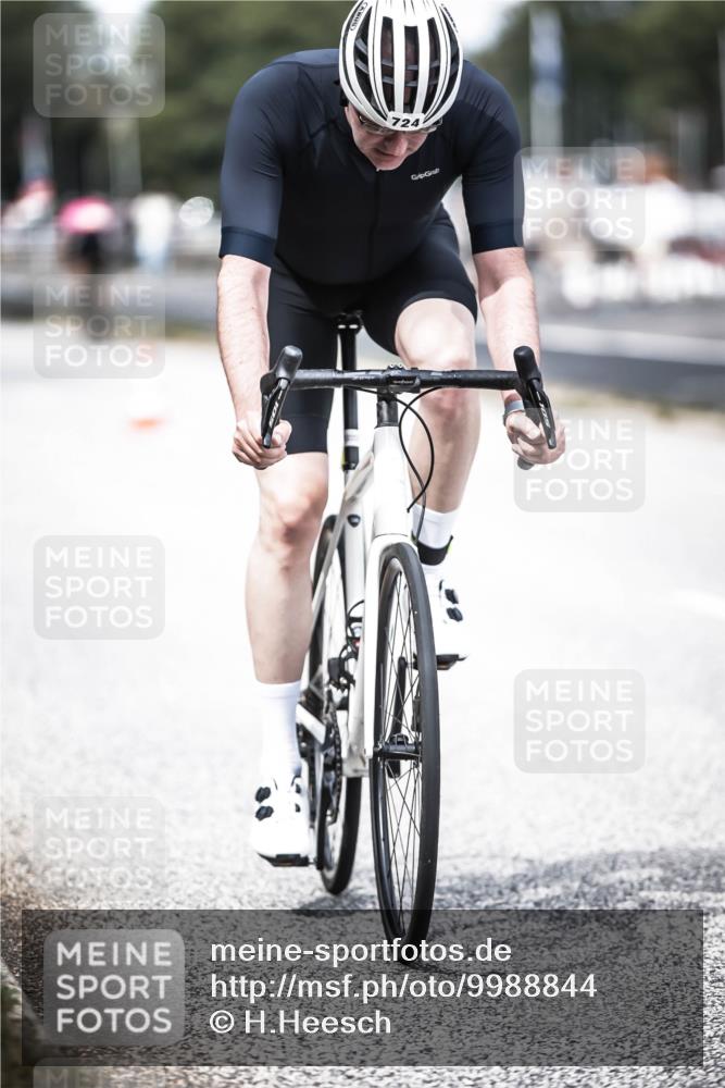 16.08.2026 - KN Förde Triathlon 2026 H.Heesch http://msf.ph/oto/9988844 16.08.2026 13:16:58 Radfahren 546, 583, 724 meine-sportfotos.de