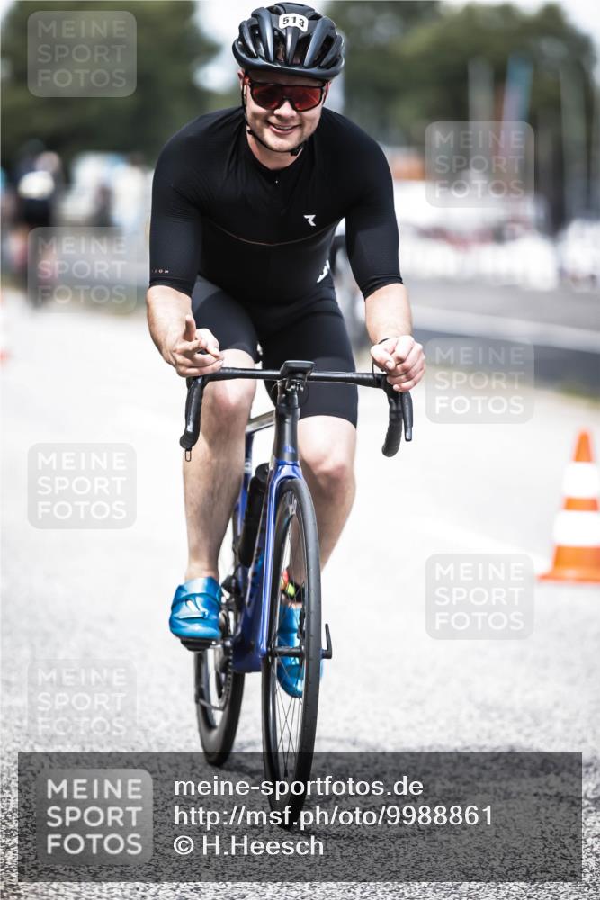16.08.2026 - KN Förde Triathlon 2026 H.Heesch http://msf.ph/oto/9988861 16.08.2026 13:17:15 Radfahren 707, 743 meine-sportfotos.de