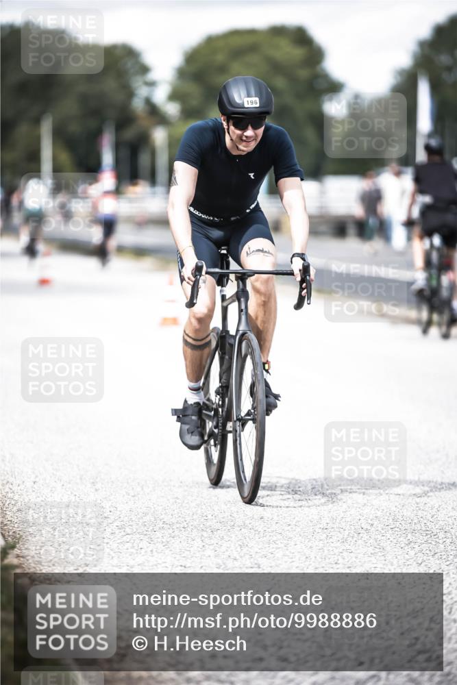 16.08.2026 - KN Förde Triathlon 2026 H.Heesch http://msf.ph/oto/9988886 16.08.2026 13:17:33 Radfahren 196, 594, 610, 723 meine-sportfotos.de