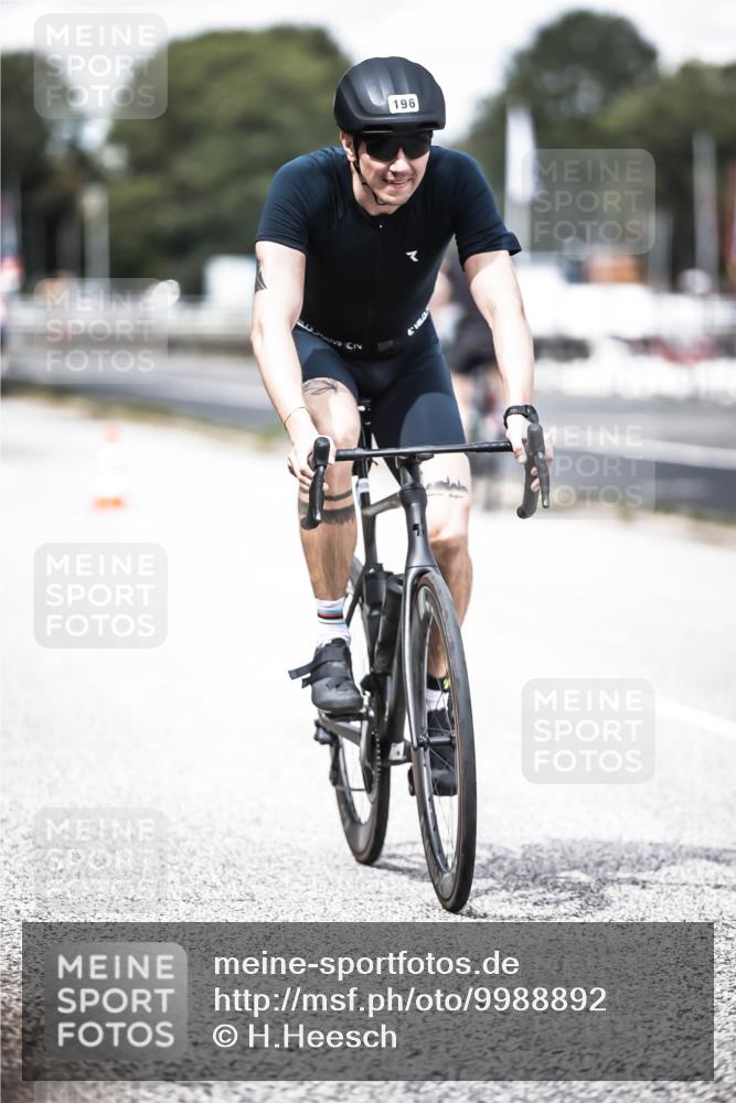 16.08.2026 - KN Förde Triathlon 2026 H.Heesch http://msf.ph/oto/9988892 16.08.2026 13:17:33 Radfahren 196, 594, 610, 723 meine-sportfotos.de