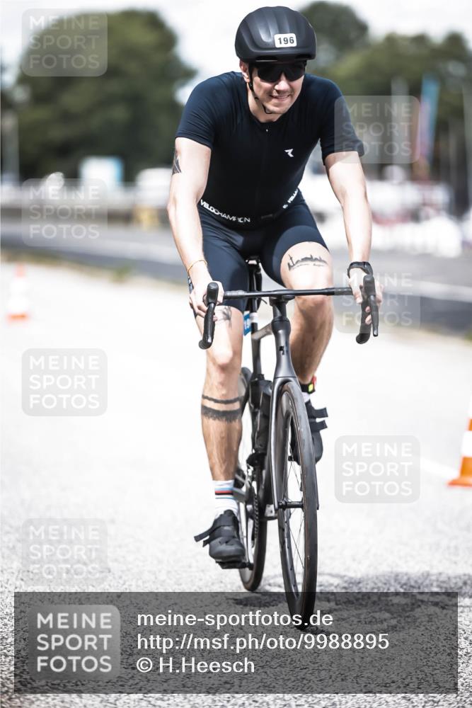 16.08.2026 - KN Förde Triathlon 2026 H.Heesch http://msf.ph/oto/9988895 16.08.2026 13:17:34 Radfahren 196, 594, 610 meine-sportfotos.de