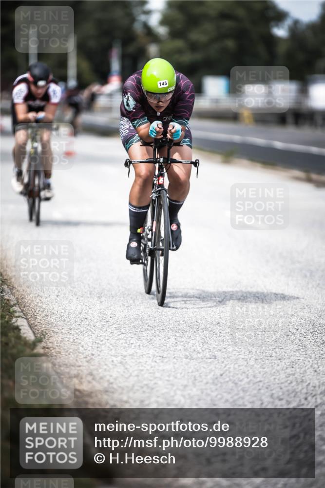 16.08.2026 - KN Förde Triathlon 2026 H.Heesch http://msf.ph/oto/9988928 16.08.2026 13:17:56 Radfahren 598, 711, 745 meine-sportfotos.de
