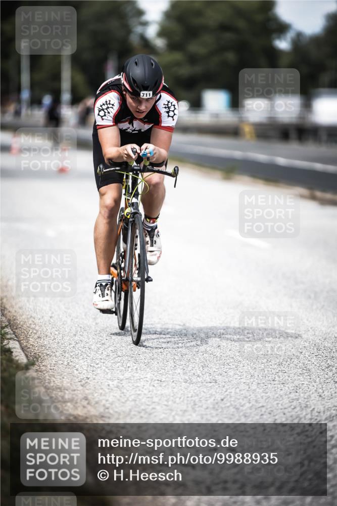 16.08.2026 - KN Förde Triathlon 2026 H.Heesch http://msf.ph/oto/9988935 16.08.2026 13:17:57 Radfahren 598, 711, 745 meine-sportfotos.de