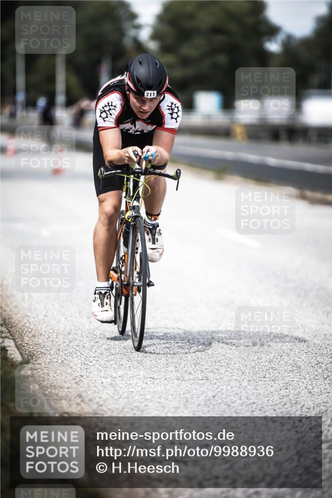 16.08.2026 - KN Förde Triathlon 2026 H.Heesch http://msf.ph/oto/9988936 16.08.2026 13:17:57 Radfahren 598, 711, 745 meine-sportfotos.de