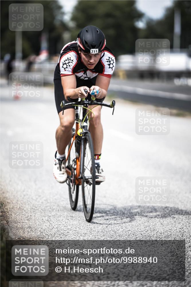 16.08.2026 - KN Förde Triathlon 2026 H.Heesch http://msf.ph/oto/9988940 16.08.2026 13:17:57 Radfahren 598, 711, 745 meine-sportfotos.de