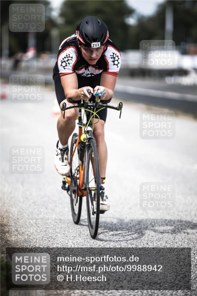16.08.2026 - KN Förde Triathlon 2026 H.Heesch http://msf.ph/oto/9988942 16.08.2026 13:17:57 Radfahren 598, 711, 745 meine-sportfotos.de