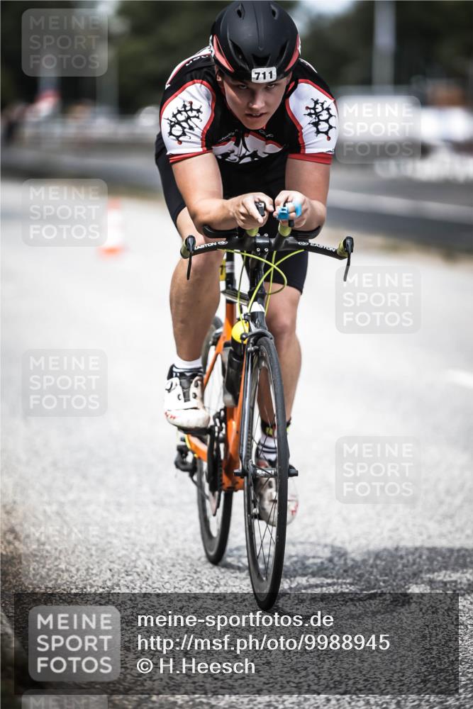 16.08.2026 - KN Förde Triathlon 2026 H.Heesch http://msf.ph/oto/9988945 16.08.2026 13:17:57 Radfahren 598, 711, 745 meine-sportfotos.de