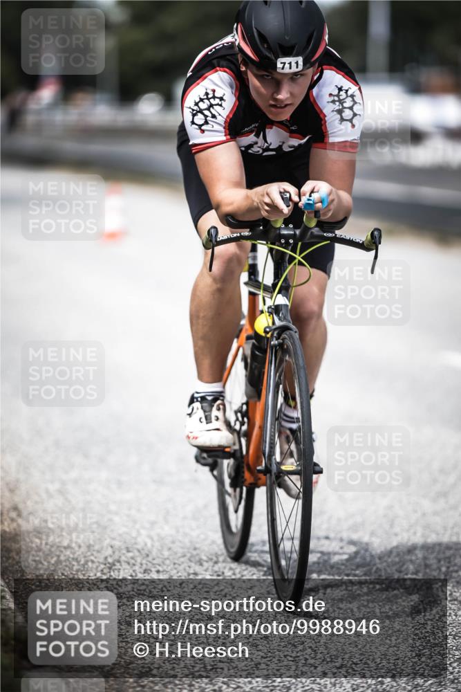 16.08.2026 - KN Förde Triathlon 2026 H.Heesch http://msf.ph/oto/9988946 16.08.2026 13:17:58 Radfahren 598, 711, 745 meine-sportfotos.de
