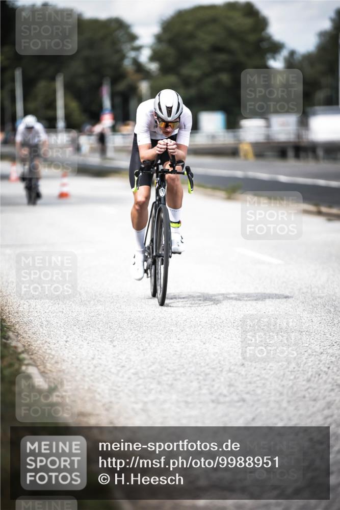16.08.2026 - KN Förde Triathlon 2026 H.Heesch http://msf.ph/oto/9988951 16.08.2026 13:18:09 Radfahren 720, 732, 738 meine-sportfotos.de