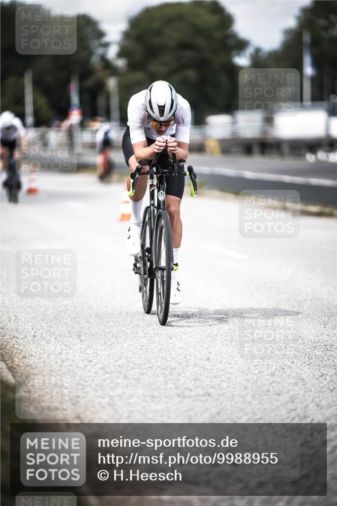 16.08.2026 - KN Förde Triathlon 2026 H.Heesch http://msf.ph/oto/9988955 16.08.2026 13:18:09 Radfahren 720, 732, 738 meine-sportfotos.de