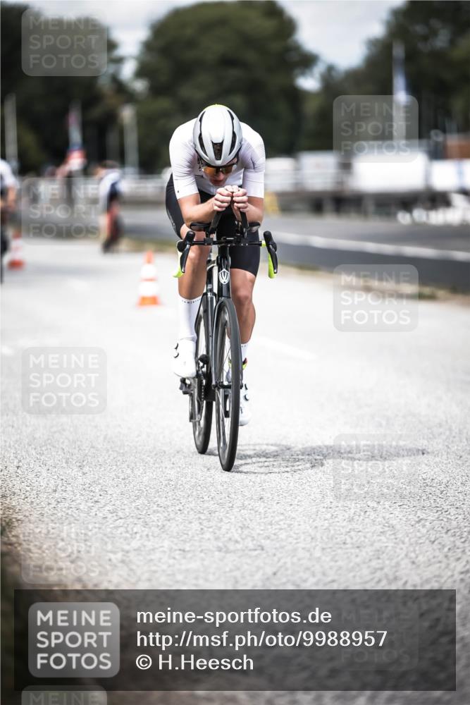 16.08.2026 - KN Förde Triathlon 2026 H.Heesch http://msf.ph/oto/9988957 16.08.2026 13:18:09 Radfahren 720, 732, 738 meine-sportfotos.de