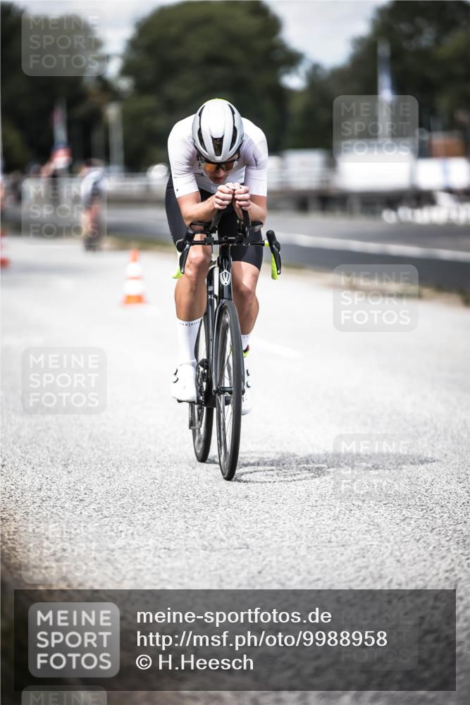16.08.2026 - KN Förde Triathlon 2026 H.Heesch http://msf.ph/oto/9988958 16.08.2026 13:18:09 Radfahren 720, 732, 738 meine-sportfotos.de