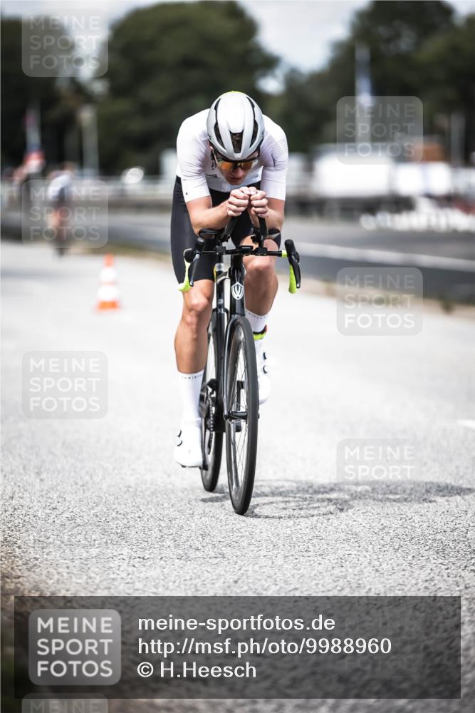 16.08.2026 - KN Förde Triathlon 2026 H.Heesch http://msf.ph/oto/9988960 16.08.2026 13:18:09 Radfahren 720, 732, 738 meine-sportfotos.de