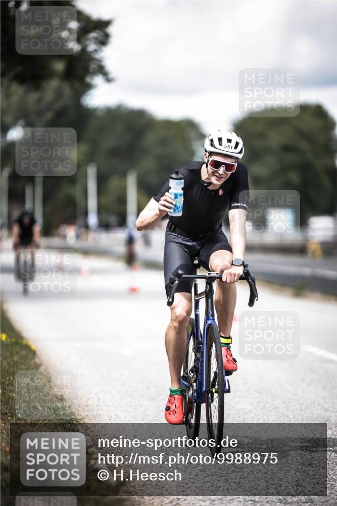 16.08.2026 - KN Förde Triathlon 2026 H.Heesch http://msf.ph/oto/9988975 16.08.2026 13:18:12 Radfahren 557, 720, 732, 738 meine-sportfotos.de