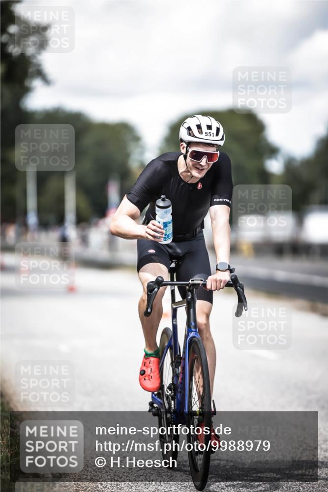 16.08.2026 - KN Förde Triathlon 2026 H.Heesch http://msf.ph/oto/9988979 16.08.2026 13:18:12 Radfahren 557, 720, 732, 738 meine-sportfotos.de