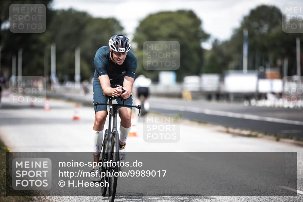 16.08.2026 - KN Förde Triathlon 2026 H.Heesch http://msf.ph/oto/9989017 16.08.2026 13:18:21 Radfahren 702 meine-sportfotos.de
