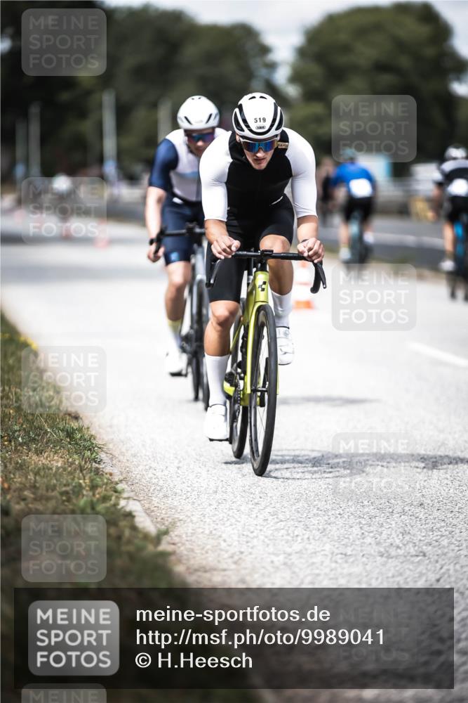 16.08.2026 - KN Förde Triathlon 2026 H.Heesch http://msf.ph/oto/9989041 16.08.2026 13:18:37 Radfahren 547, 592 meine-sportfotos.de
