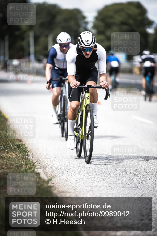 16.08.2026 - KN Förde Triathlon 2026 H.Heesch http://msf.ph/oto/9989042 16.08.2026 13:18:37 Radfahren 547, 592 meine-sportfotos.de