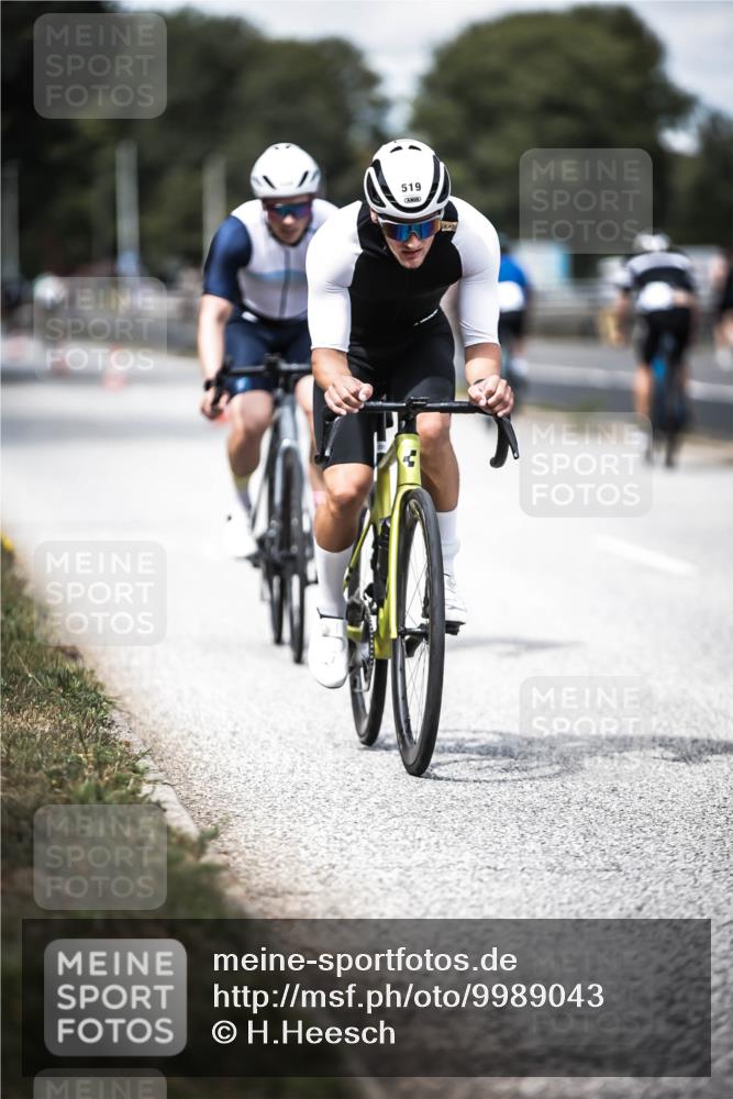 16.08.2026 - KN Förde Triathlon 2026 H.Heesch http://msf.ph/oto/9989043 16.08.2026 13:18:37 Radfahren 547, 592 meine-sportfotos.de