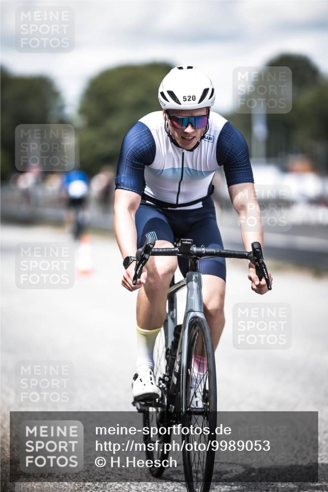 16.08.2026 - KN Förde Triathlon 2026 H.Heesch http://msf.ph/oto/9989053 16.08.2026 13:18:38 Radfahren 547, 559, 592 meine-sportfotos.de
