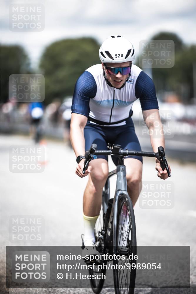 16.08.2026 - KN Förde Triathlon 2026 H.Heesch http://msf.ph/oto/9989054 16.08.2026 13:18:38 Radfahren 547, 559, 592 meine-sportfotos.de