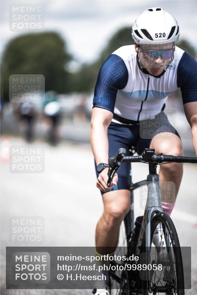 16.08.2026 - KN Förde Triathlon 2026 H.Heesch http://msf.ph/oto/9989058 16.08.2026 13:18:38 Radfahren 547, 559, 592 meine-sportfotos.de