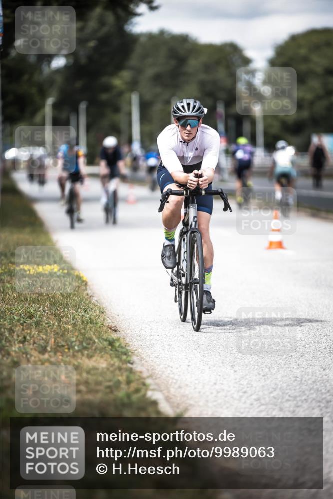 16.08.2026 - KN Förde Triathlon 2026 H.Heesch http://msf.ph/oto/9989063 16.08.2026 13:18:43 Radfahren 559, 566, 592, 597, 603, 609, 715, 718 meine-sportfotos.de