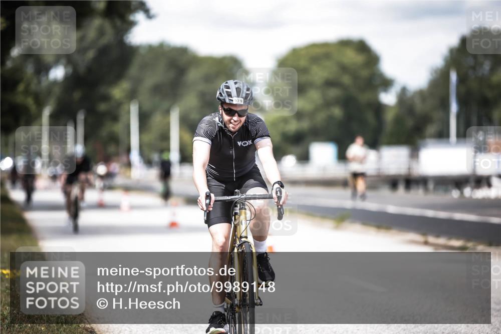 16.08.2026 - KN Förde Triathlon 2026 H.Heesch http://msf.ph/oto/9989148 16.08.2026 13:19:12 Radfahren 579 meine-sportfotos.de