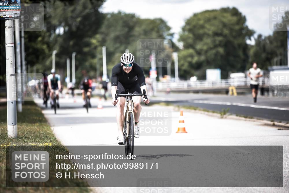 16.08.2026 - KN Förde Triathlon 2026 H.Heesch http://msf.ph/oto/9989171 16.08.2026 13:19:14 Radfahren 579 meine-sportfotos.de