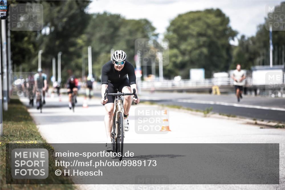 16.08.2026 - KN Förde Triathlon 2026 H.Heesch http://msf.ph/oto/9989173 16.08.2026 13:19:14 Radfahren 579 meine-sportfotos.de