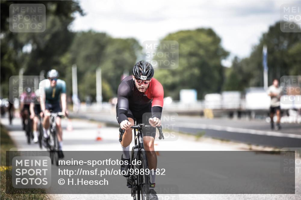 16.08.2026 - KN Förde Triathlon 2026 H.Heesch http://msf.ph/oto/9989182 16.08.2026 13:19:19 Radfahren 600, 706, 713, 714 meine-sportfotos.de