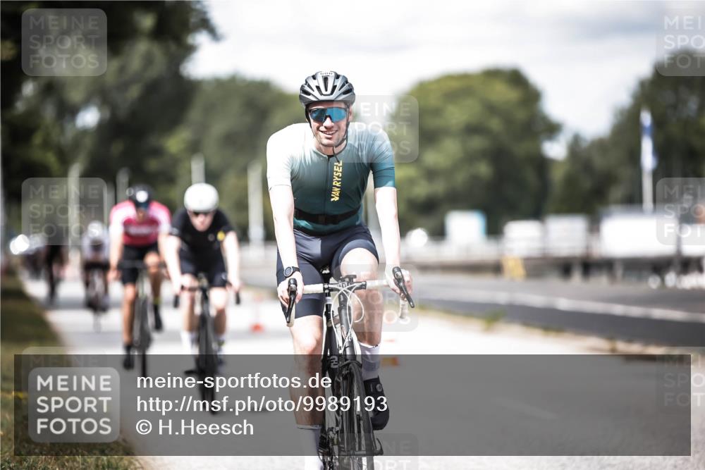 16.08.2026 - KN Förde Triathlon 2026 H.Heesch http://msf.ph/oto/9989193 16.08.2026 13:19:21 Radfahren 600, 706, 713, 714 meine-sportfotos.de