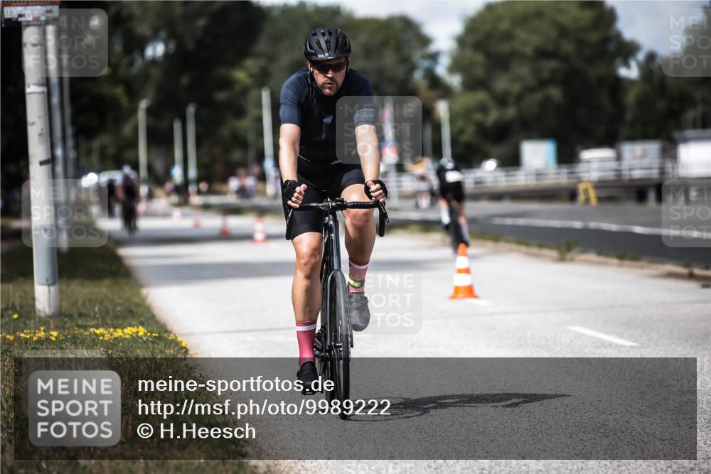 16.08.2026 - KN Förde Triathlon 2026 H.Heesch http://msf.ph/oto/9989222 16.08.2026 13:19:28 Radfahren 574, 701, 716, 735 meine-sportfotos.de
